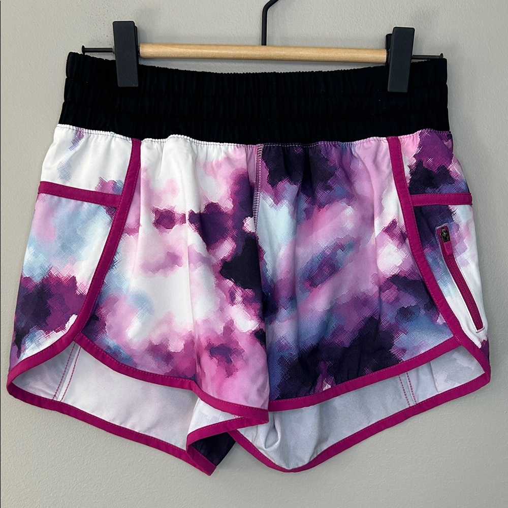 Lululemon Tracker Short III 4” Size 4 Bloomington Pixie Multi/Raspberry Pink